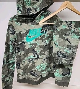 Nike Kid Youth Camouflage Track Suit Size Youth XL Hoodie / Large Pants - Picture 1 of 23