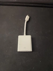 Apple VGA adapter - Picture 1 of 3