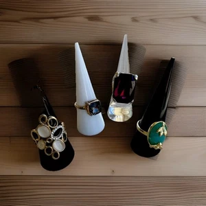 Lot Of 4 costume rings Mixed Styles And Sizes - Picture 1 of 16