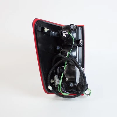 Conjunto de luz trasera derecha para Nissan Titan 2004-2015 2012 2005 2006 2007 TYC Foto 1 de 4