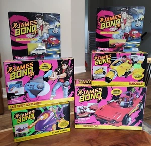 1991 Hasbro James Bond Jr. Vehicle Line & Hot Shot CD Player New/Sealed - Picture 1 of 13