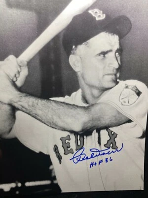 Bobby Doerr HOF86 Red Sox Autograph 8x10 Photo - Image 1 of 4