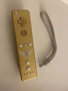 Nintendo Wii Legend Of Zelda Golden Wii Remote Plus - Picture 1 of 1