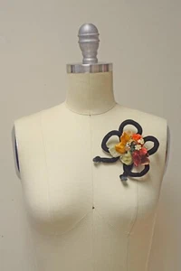 Vintage Antik Handarbeit Schwarz Samt Kordel Schleife Corsage Anstecknadel Brosche - Bild 1 von 4