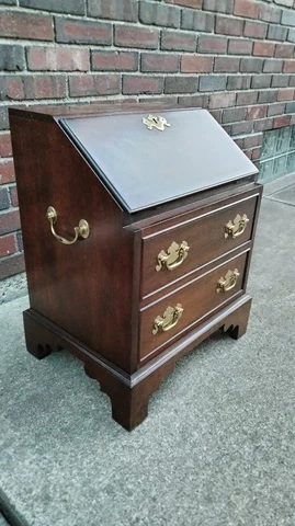 Small Chippendale Mahogany Desk Cover