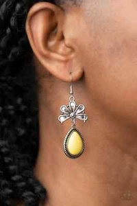 Accesorios de joyería para paparazzi - de floración brillante - pendientes amarillos - vintage - Imagen 1 de 5