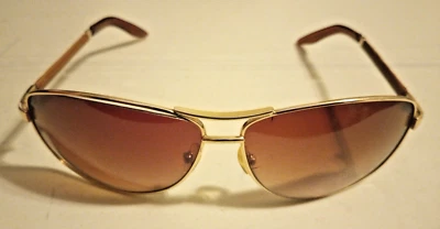 GAFAS DE SOL AVIADOR BORDE DORADO LENTE MARRÓN CUERO TEMPLO MARCA DESCONOCIDA ~ PARA REPUESTOS Foto 1 de 4