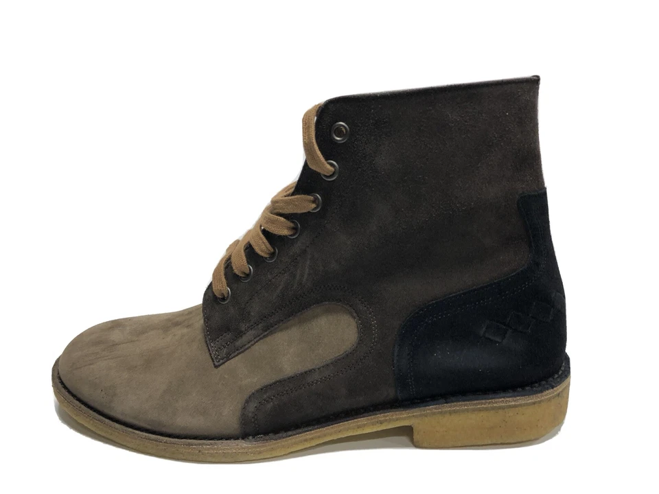 Bota Chukka Voortrekking Bottega Veneta Para Hombre Talla EU42 M US9 Foto 1 de 4