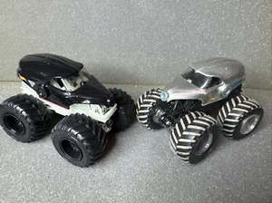 Pneumatici NEA Silver Mud & NEA Black Glow-in-the-dark Monster Jam Truck 1:64 - Foto 1 di 14
