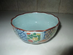 LLANTA FESTONEADA DE COLECCIÓN 5"" DE DIÁMETRO, 2 3/8"" DE ALTO, MARRÓN RECORTADA, CUENCO SATSUMA FIRMADO - Imagen 1 de 12