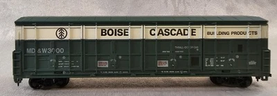 Life-Like HO Scale Boise Cascade Building Products Thrall Door Box Car MD&W3000 - Image 1 of 4
