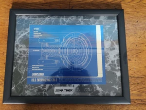 Impresión cromada enmarcada de Star Trek con certificado de autenticidad - USS ENTERPRISE NCC-1701-D - Imagen 1 de 3