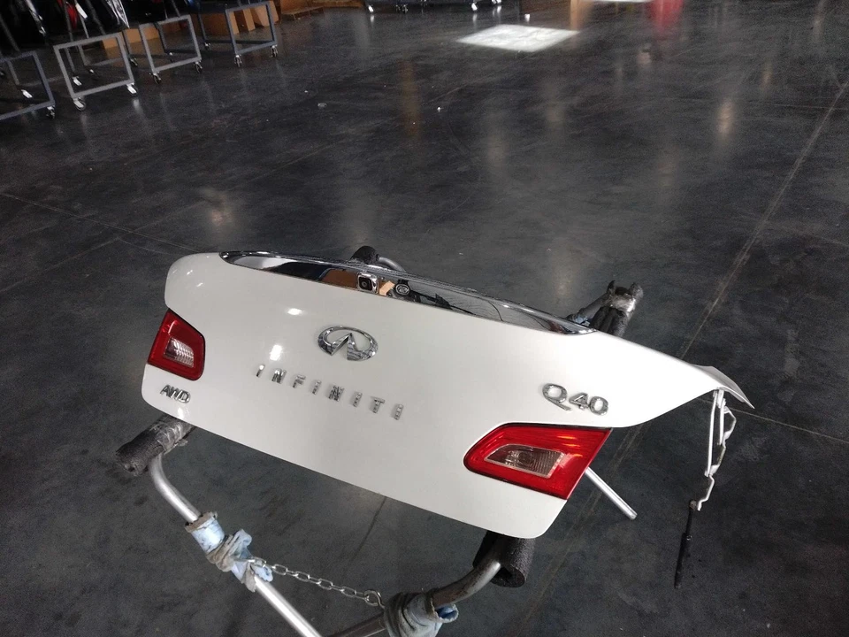 2015 INFINITI Q40 Deck Lid Trunk Lid White OEM 26540JK60C 84000 Miles - Image 1 of 3