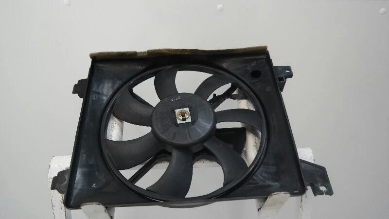 MONTAJE MOTOR VENTILADOR RADIADOR 01 02 03 04 05 06 HYUNDAI ELANTRA Foto 1 de 4