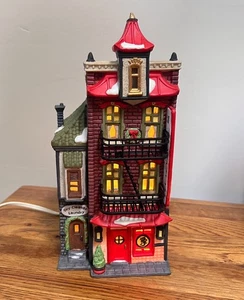 Dept 56 WONG’S IN CHINATOWN Christmas In The City Series 56.55379 - Picture 1 of 16