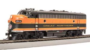 Broadway Limited 8205 HO Great Northern EMD F7A As-Delivered Empire Builder 454D - Picture 1 of 4