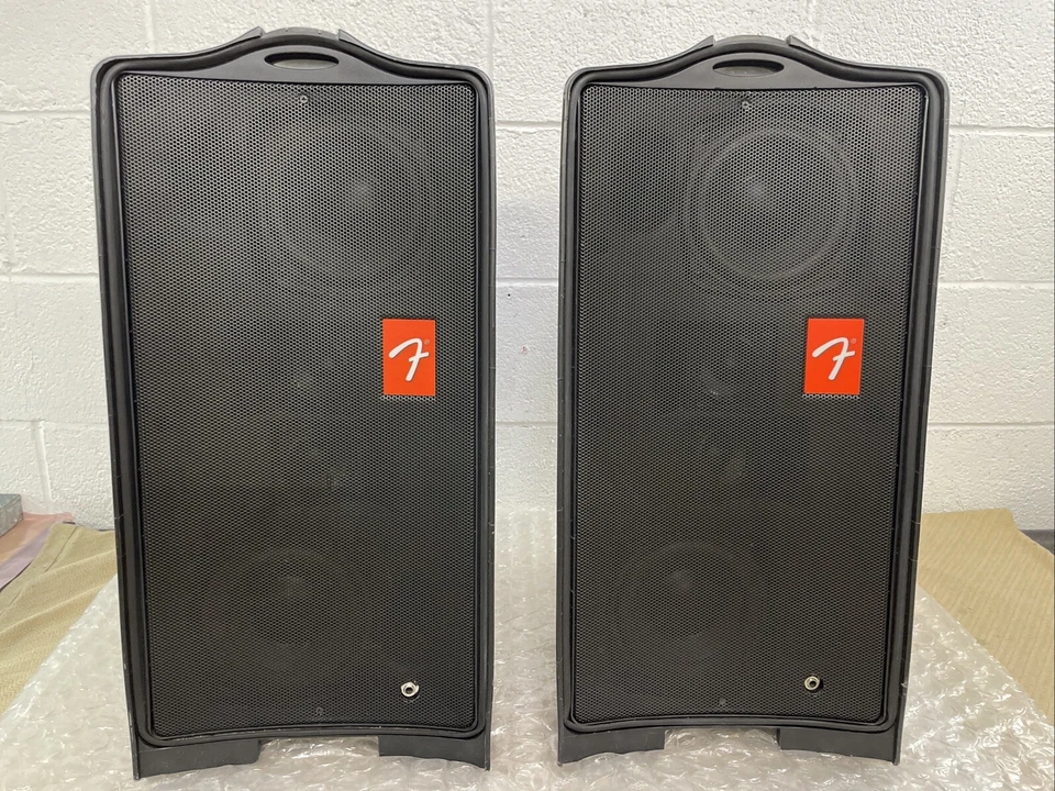 PAR DE ALTAVOCES PORTÁTILES FENDER Passport (solo altavoces) Foto 1 de 4