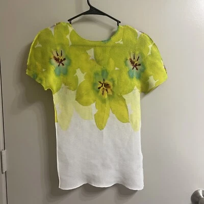 issey miyake цветной капусты зеленый верхний один размер (товар 21.1) - Изображение 1 из 4