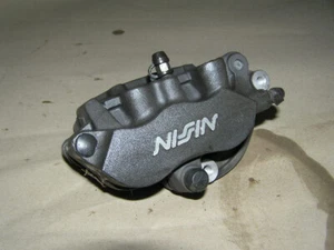 Pinza de freno delantera derecha honda x 11 rhs brake caliper - Imagen 1 de 2