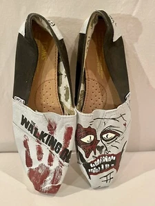 NEU The Walking Dead inspirierte handbemalte einzigartige Schuhe Größe W10 OOAK - Bild 1 von 7