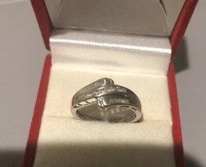 10k White Gold Diamond Ring - Picture 1 of 5