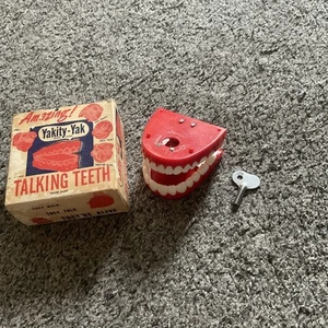 1949 Amazing Yakity-Yak Talking Teeth with Original Box & Key - Bild 1 von 10