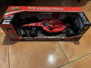 Maisto F1 Racing Ferrari SF23 Charles #16 2023 Telecomando Auto F1 - Foto 1 di 6