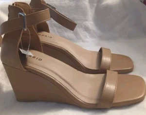Torrid Square Toe Demi Wedge Size 11 NWT - Picture 1 of 6