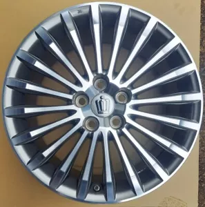 Crown Majesta 210 series Genuine wheels 18×8J 4pcs - Picture 1 of 6