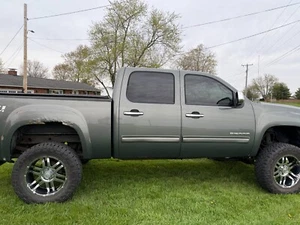 2011 GMC Sierra 1500 - Picture 1 of 7