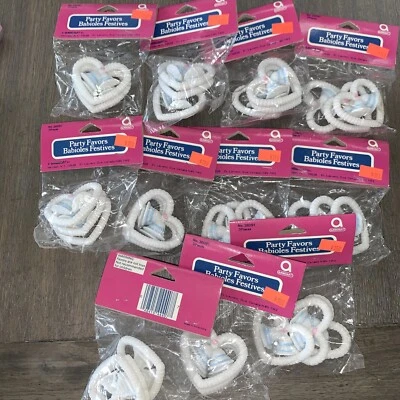 1 Lote de 11 Paquetes de 3=33 Favores de Fiesta Amscan, Corazón con Campanas Colgantes Foto 1 de 4