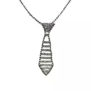 Nuevo Damas Mujeres Hermoso Precioso Diamante Forma de Corbata Collar Colgante Regalo - Imagen 1 de 1