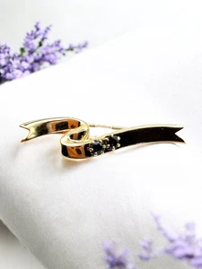 1985 Avon Australia Gold Ribbon Award Brooch. B247 - Picture 1 of 6