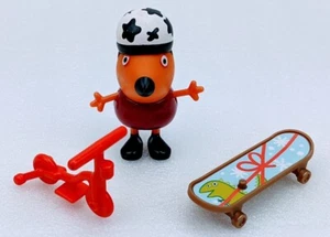RARE Freddy Fox's Scooter Playset w/ Skateboard, Peppa Pig Friends, NICE - LOOK! - Picture 1 of 3