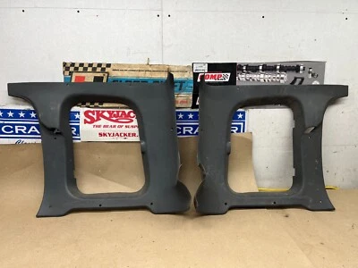 81 89 91 1993 Dodge Ram Truck D250 D350 D150 Super Cabina paneles de moldura de vidrio trasero OE Foto 1 de 4