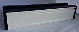 Juego de placas blancas modernas de 12" con cepillos puertas UPVC D15 - Imagen 1 de 12
