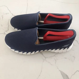Scarpe slip-on Skechers donna Go Walk Smart 2, taglia 9 blu navy, sottopiede tappetino Goga - Foto 1 di 12