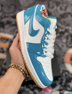 Nike Air Jordan 1 Low SE Cyber Teal - Mens Size 10 Barcelona Retro (DC6991-400) - Picture 1 of 6