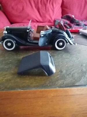 Collectible Diecast Car - Image 1 of 3