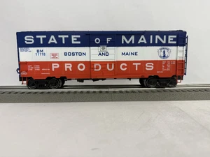 RMT 96442 O Boston & Main Red/White/Blue 40' Boxcar (10) - Foto 1 di 1
