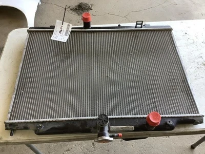 Radiador compatible con 13-20 NV200 307604 Foto 1 de 4