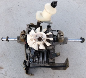 Used OEM John Deere AM123275 Transmission fits LX280 Tractor - Picture 1 of 13