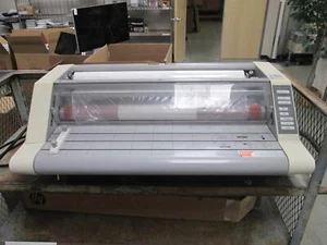 GBC ULTIMA 65-1 LAMINADORA TERMOSELLADA - Imagen 1 de 9