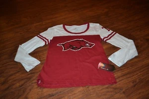 B24- NWT Colosseum Arkansas Razorbacks Shirt Size Medium MSRP $24.99 - Picture 1 of 6