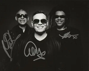 UB40 band REAL hand SIGNED Photo COA Autographed by Ali Astro Mikey - Picture 1 of 2