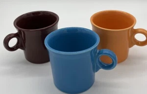 3 tazzine da caffè Fiesta Ware manico O Ring Homer Laughlin HLC tazze USA - Foto 1 di 6