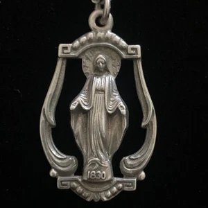 Vintage Sterlingsilber Wunderbare Medaille Maria Anhänger Halskette 18" Seil Kette - Bild 1 von 11