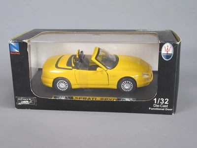 D822 Newray 51686 Hong-Kong Maserati Spyder 2003 Giallo 1:32 Nuovo + Scatola - Immagine 1 di 4