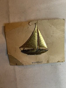 Spilla barca a vela Westerly RI tono oro vintage - Foto 1 di 6