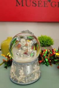 Disney STORE Original Authentic Mickey Minnie Ice Skating Friends Xmas Snowglobe - Picture 1 of 6